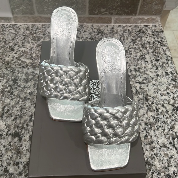 Silver braided leather Vince Camaro high-heeled slide - Picture 3 of 5